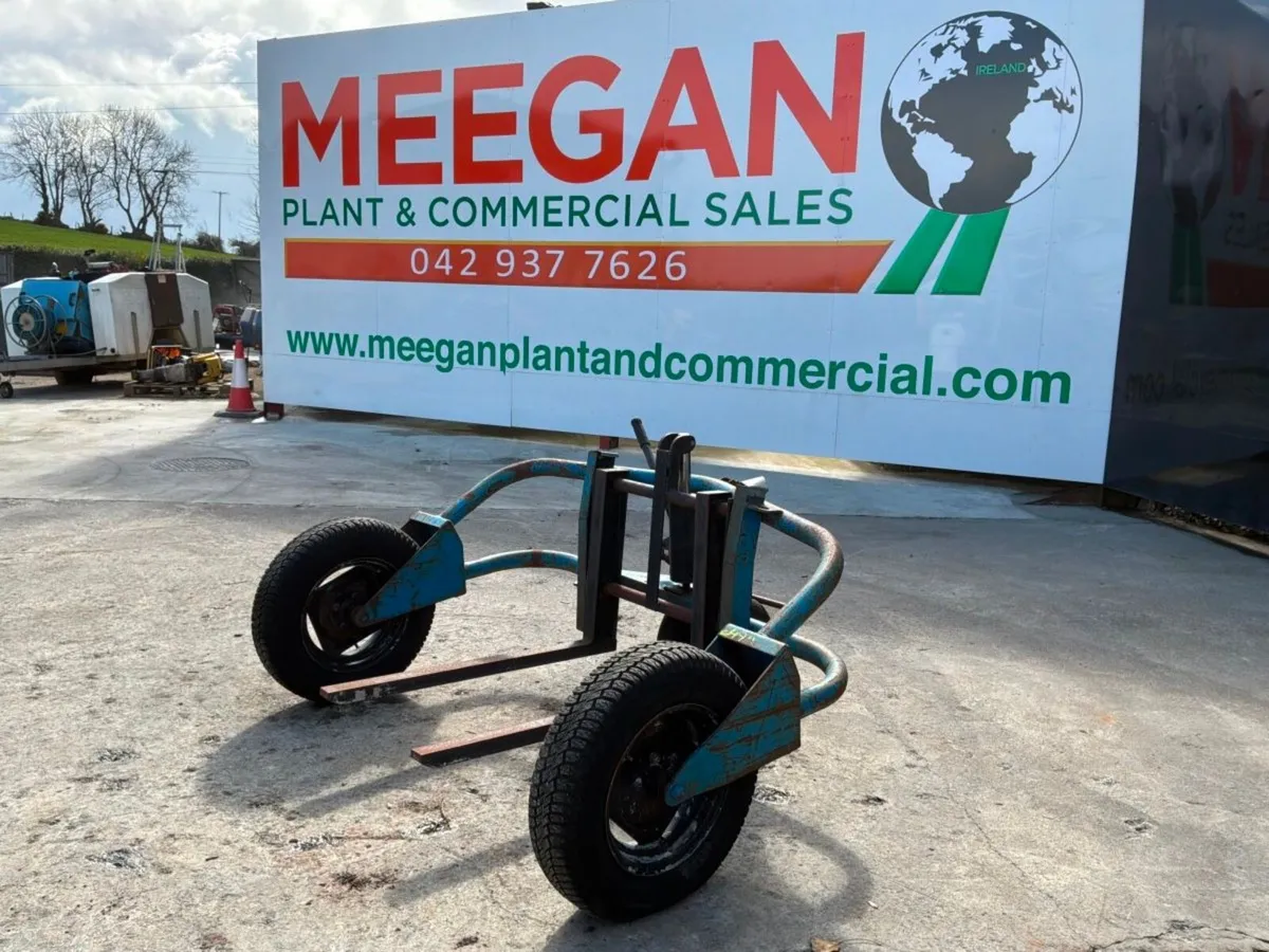 ROUGH TERRAIN PALLET TRUCK.....796. - Image 2