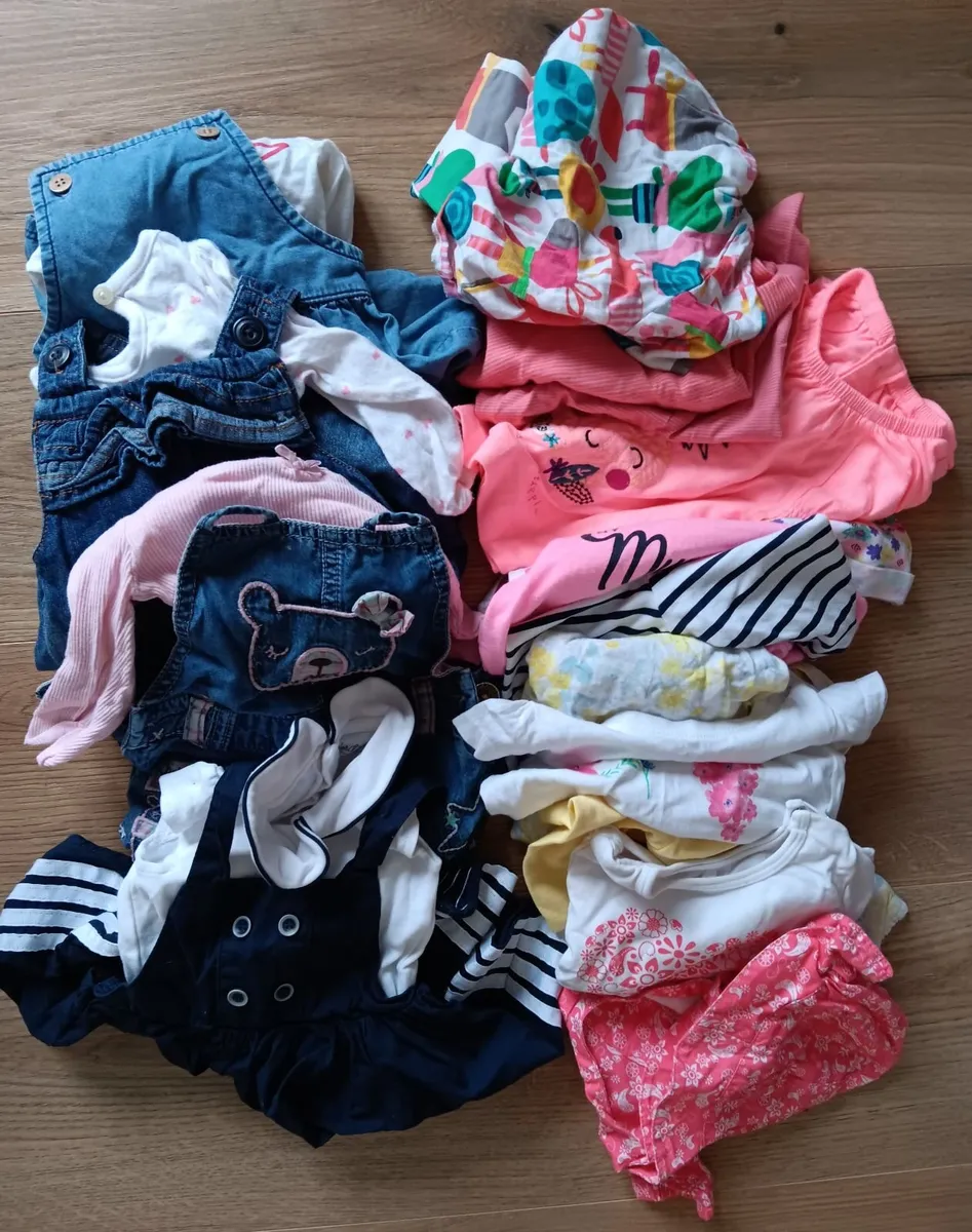 0 - 3 months girl sets