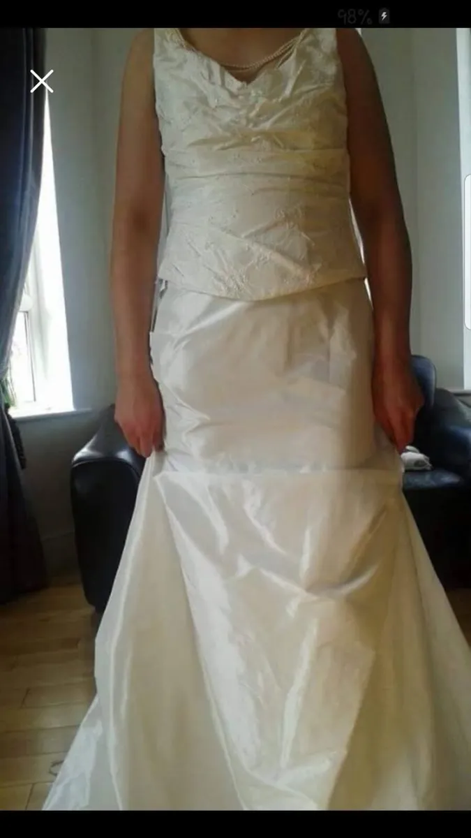 Wedding dress - Image 1