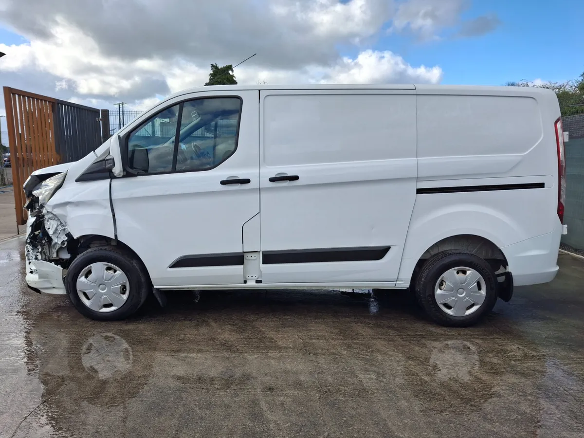 221 Ford Transit Custom  Trend  2.0 Diesel - Image 3