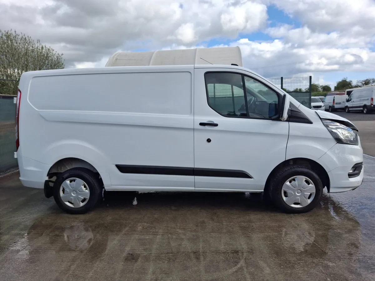 221 Ford Transit Custom  Trend  2.0 Diesel - Image 4