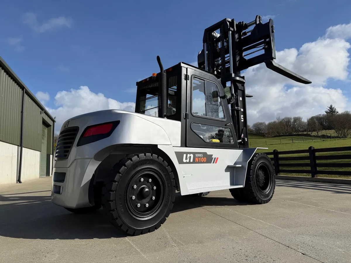 New UN FD100T-NJB3 - N100 Series 10 Ton Forklift - Image 1