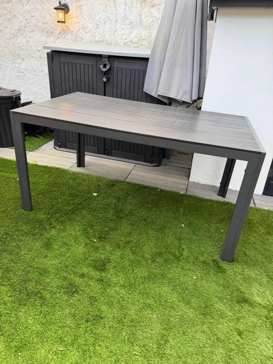 outdoor table black / grey - Image 1