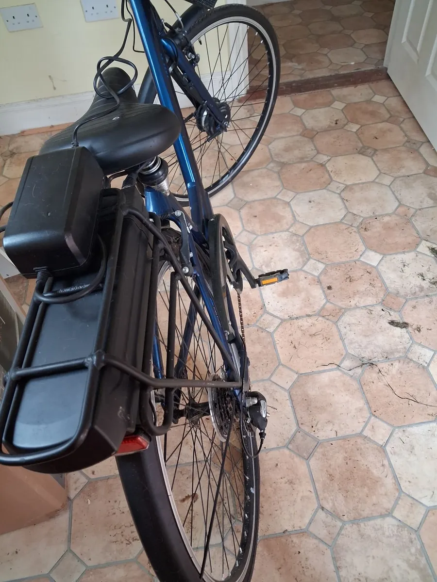 Electric assist bicycle. - Image 3