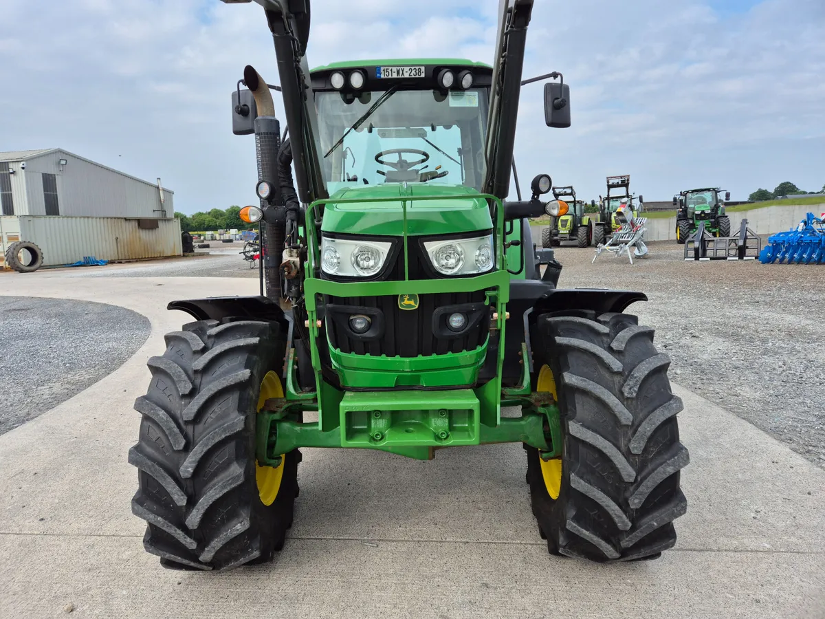 John Deere 6115M 2015 - Image 3