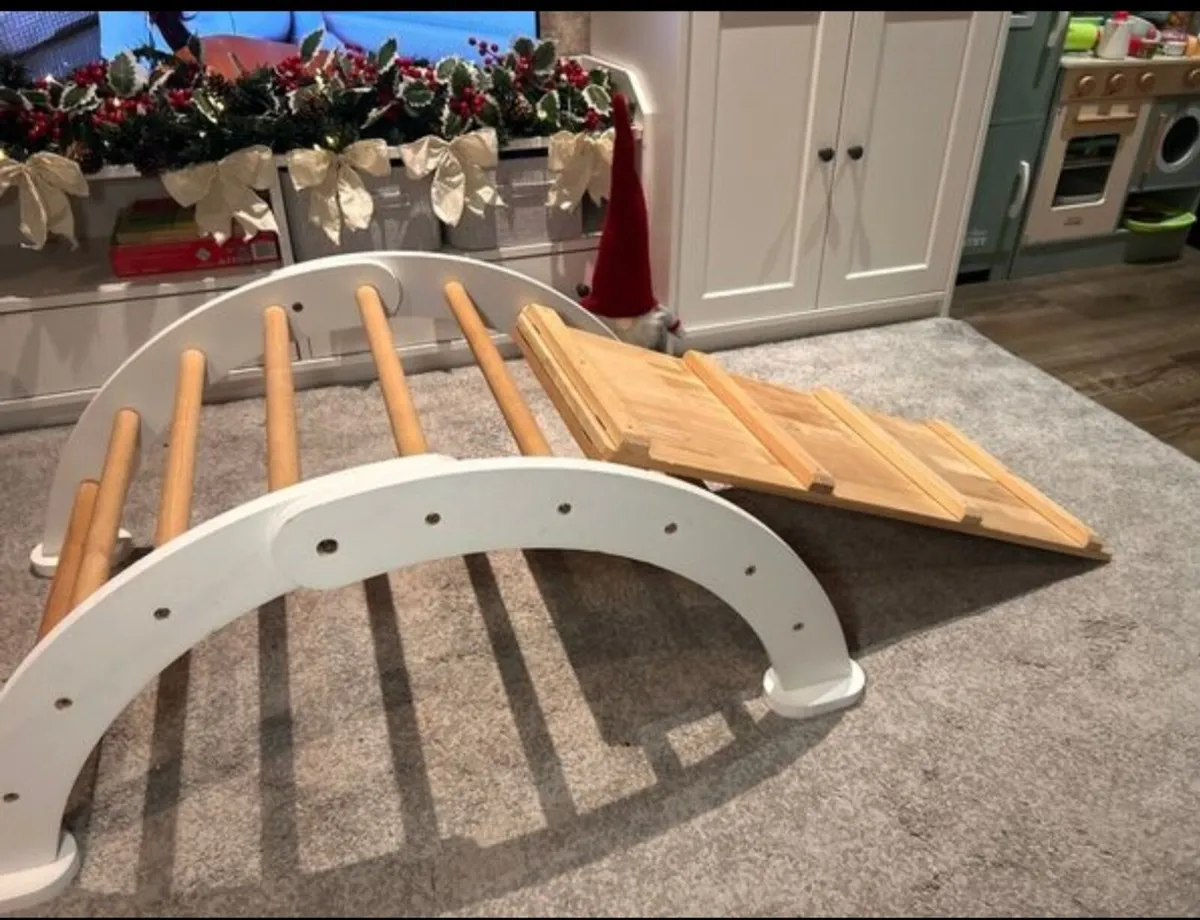 Toddler climbing arch & ramp or slide - Image 1