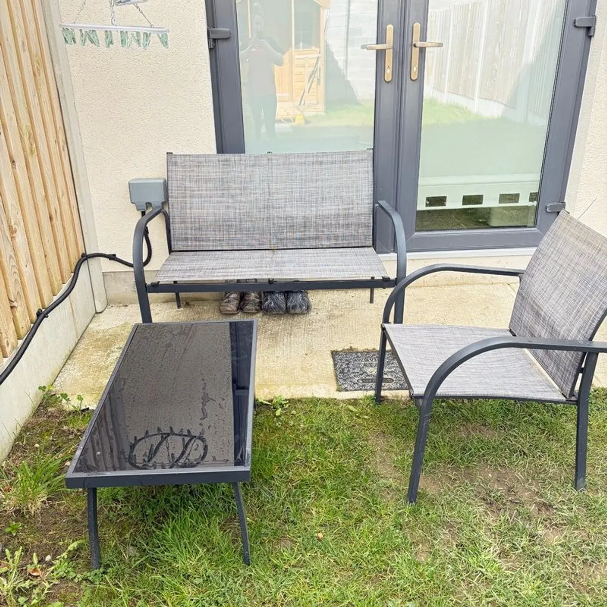 Garden table and chairs - Image 2