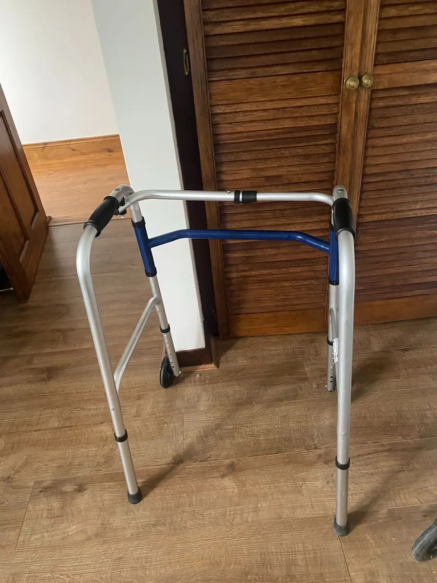 Mobility Aids - various items individually priced - Image 4