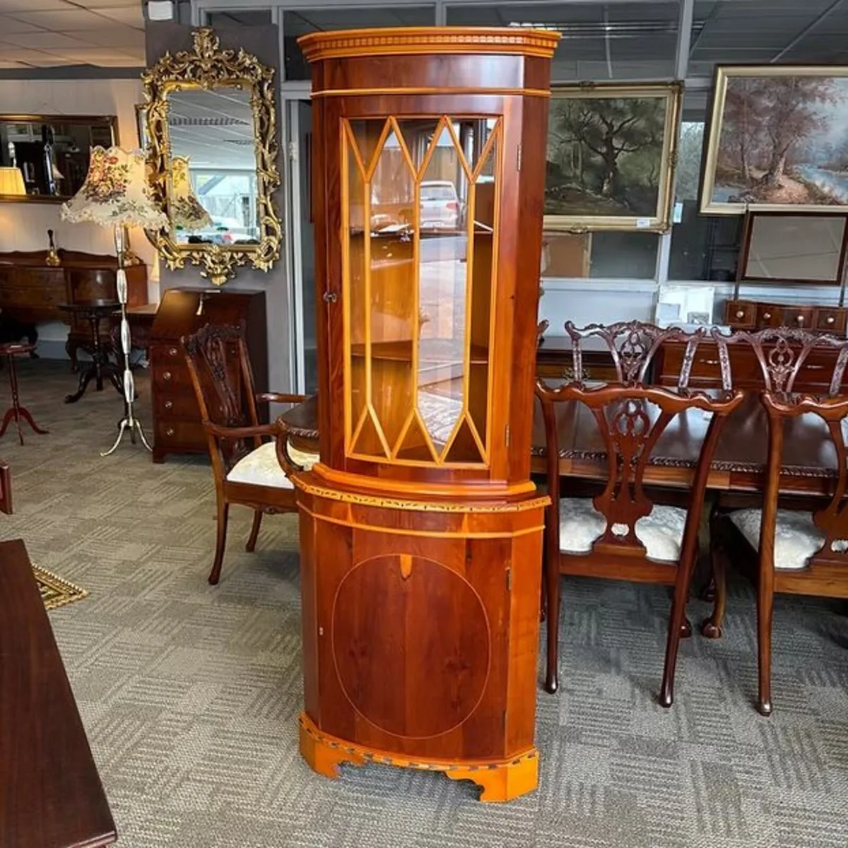 Fabulous yew flamed corner unit