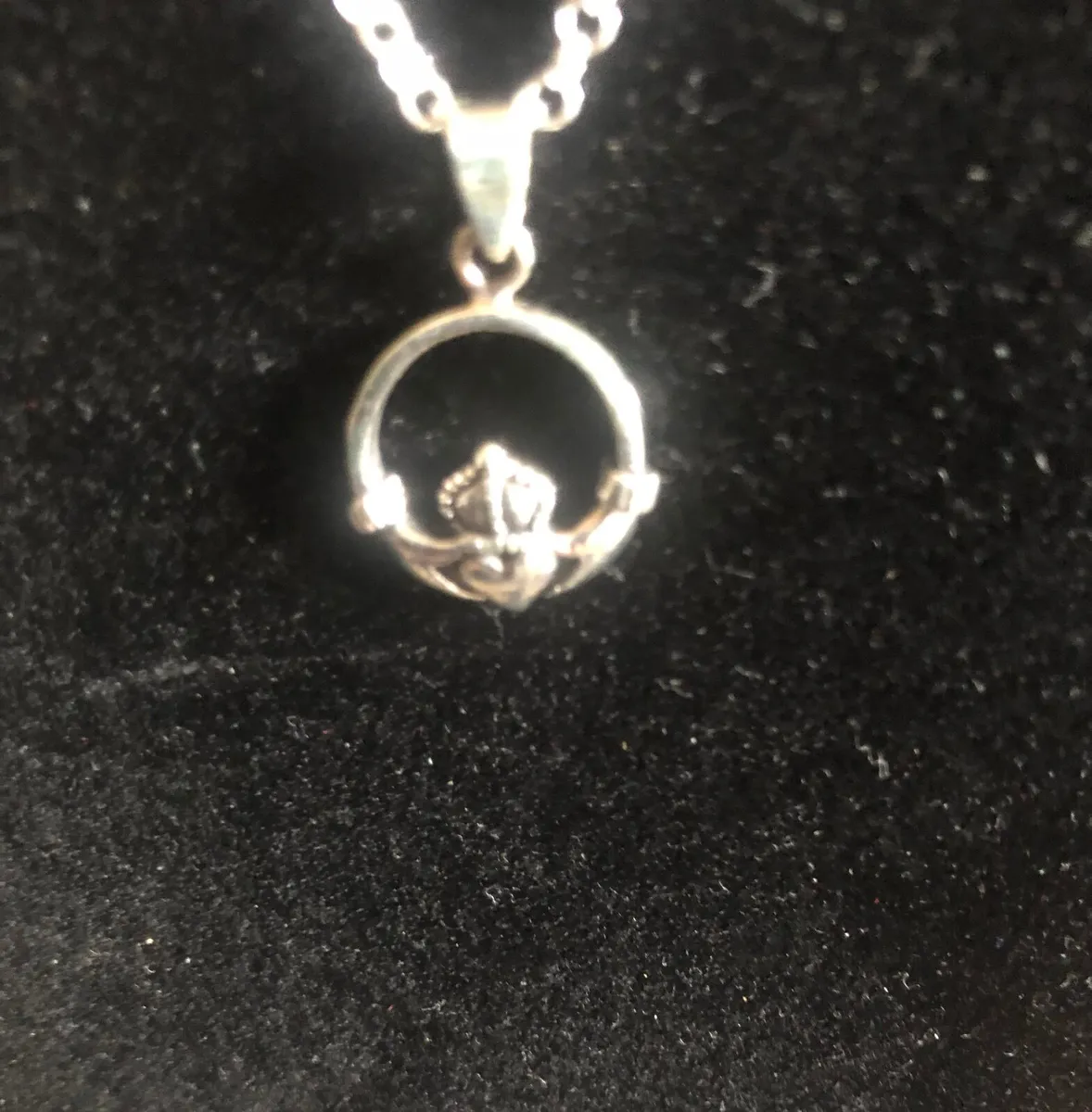 Claddagh Necklace in solid silver - Image 4