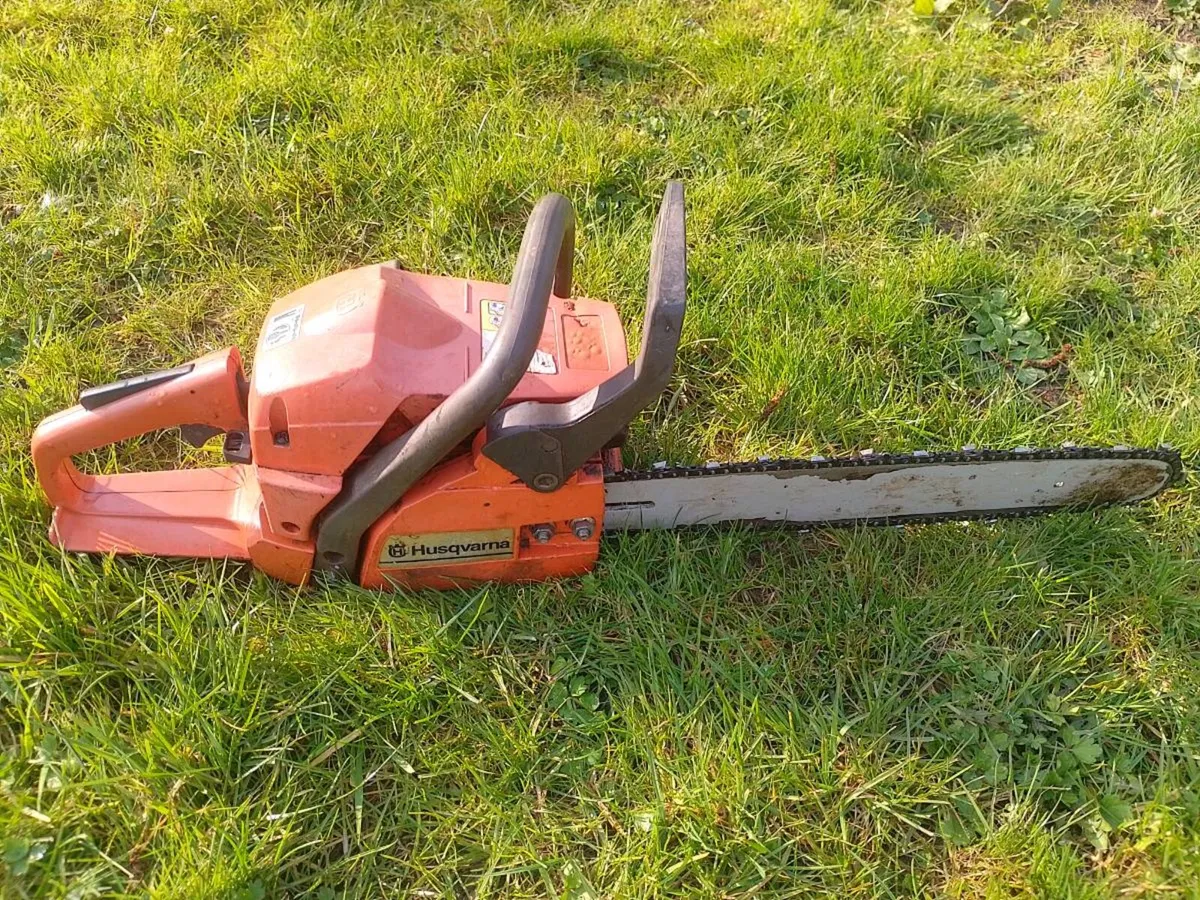 Postage Husqvarna 137 chainsaw - Image 3