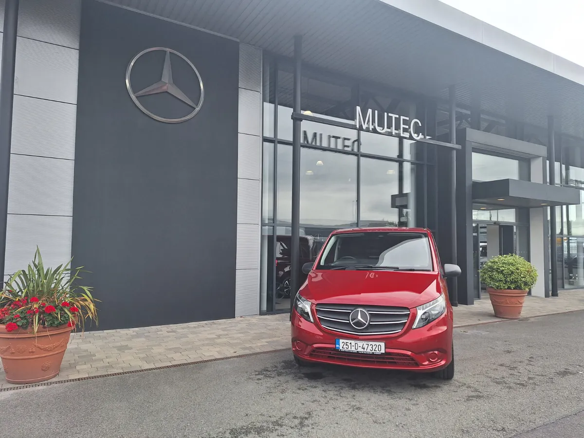 Mercedes-Benz Vito Elegance 2025 116 - Image 2