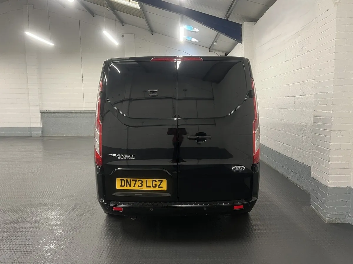 2023 Ford Transit Custom Panel Van - Image 4