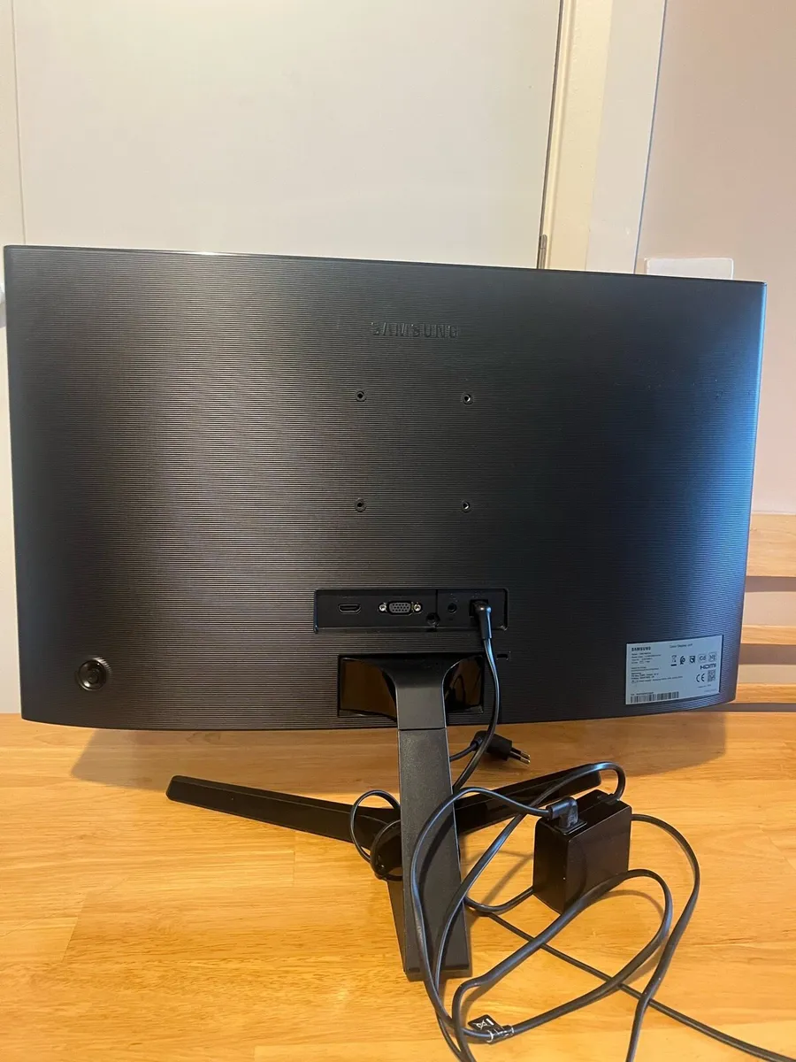 Samsung monitor 24” - Image 2