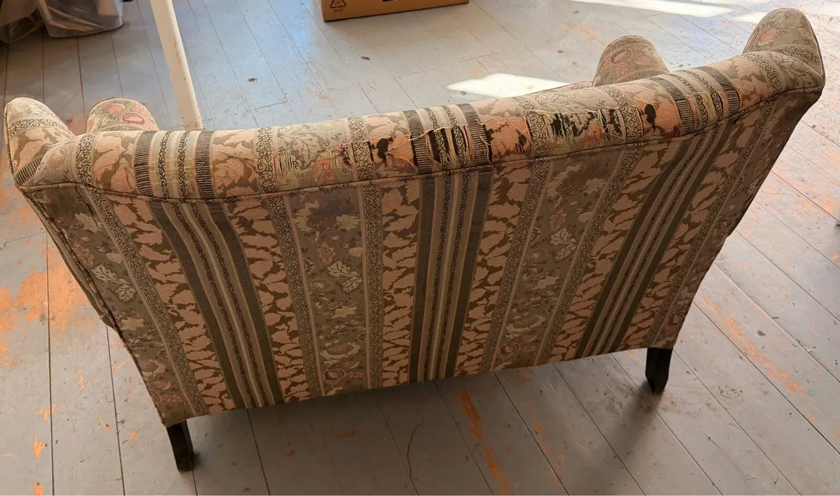 Small antique sofa - Image 2