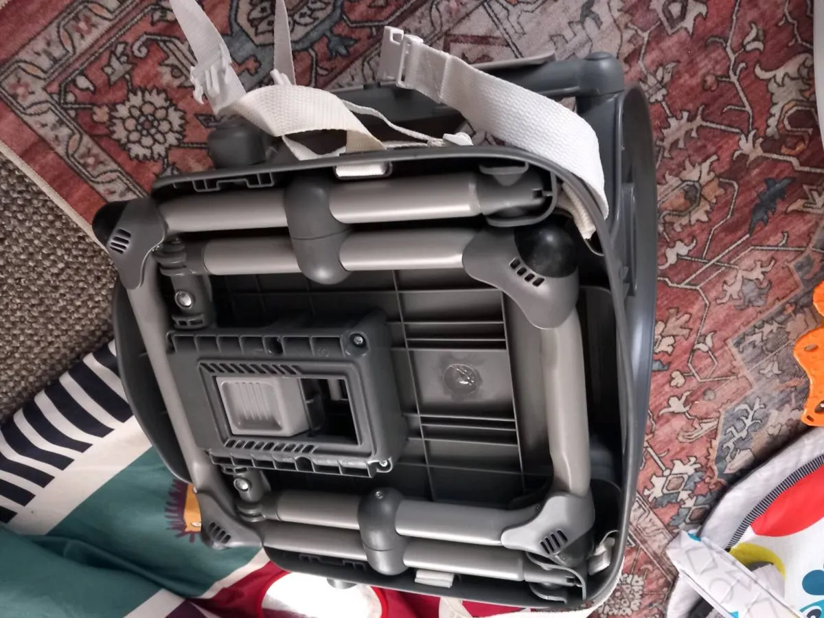 Baby equipment - Image 4