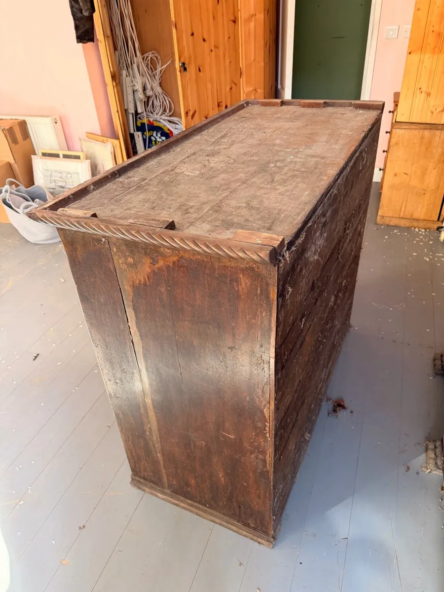 Chest of drawers - Image 2