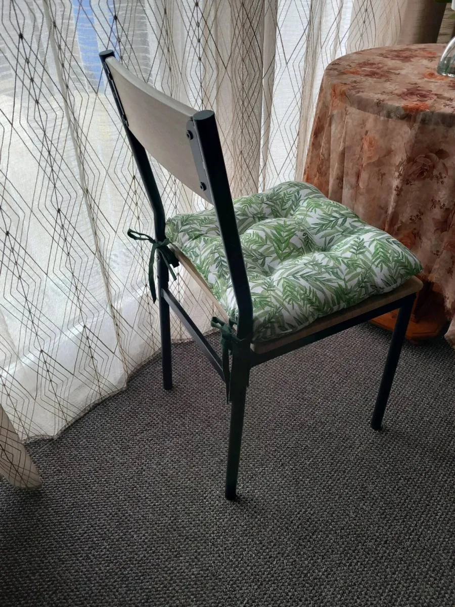 Dining chairs - Image 1