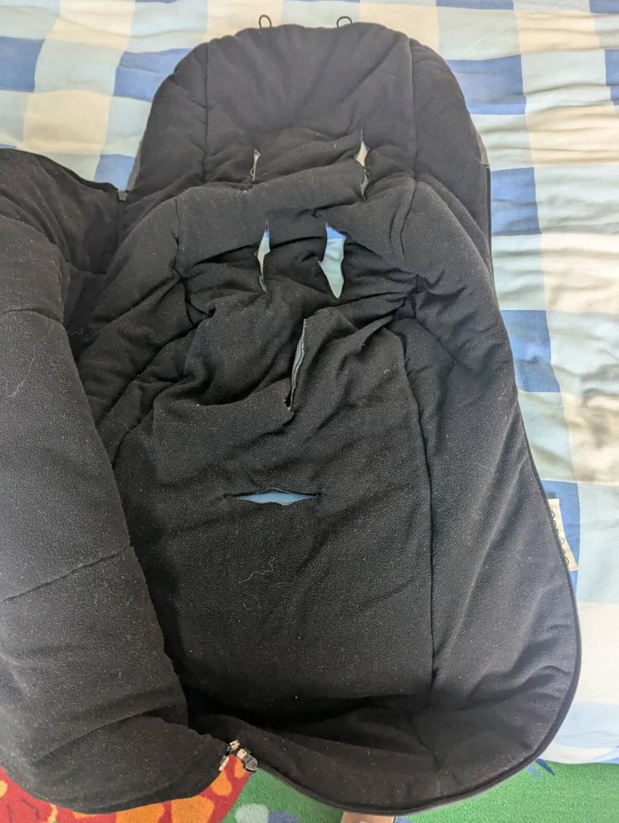 Bugaboo footmuff - Image 4