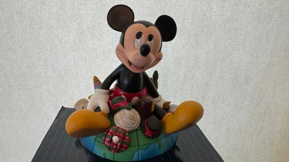 Disney Collectables - Image 2
