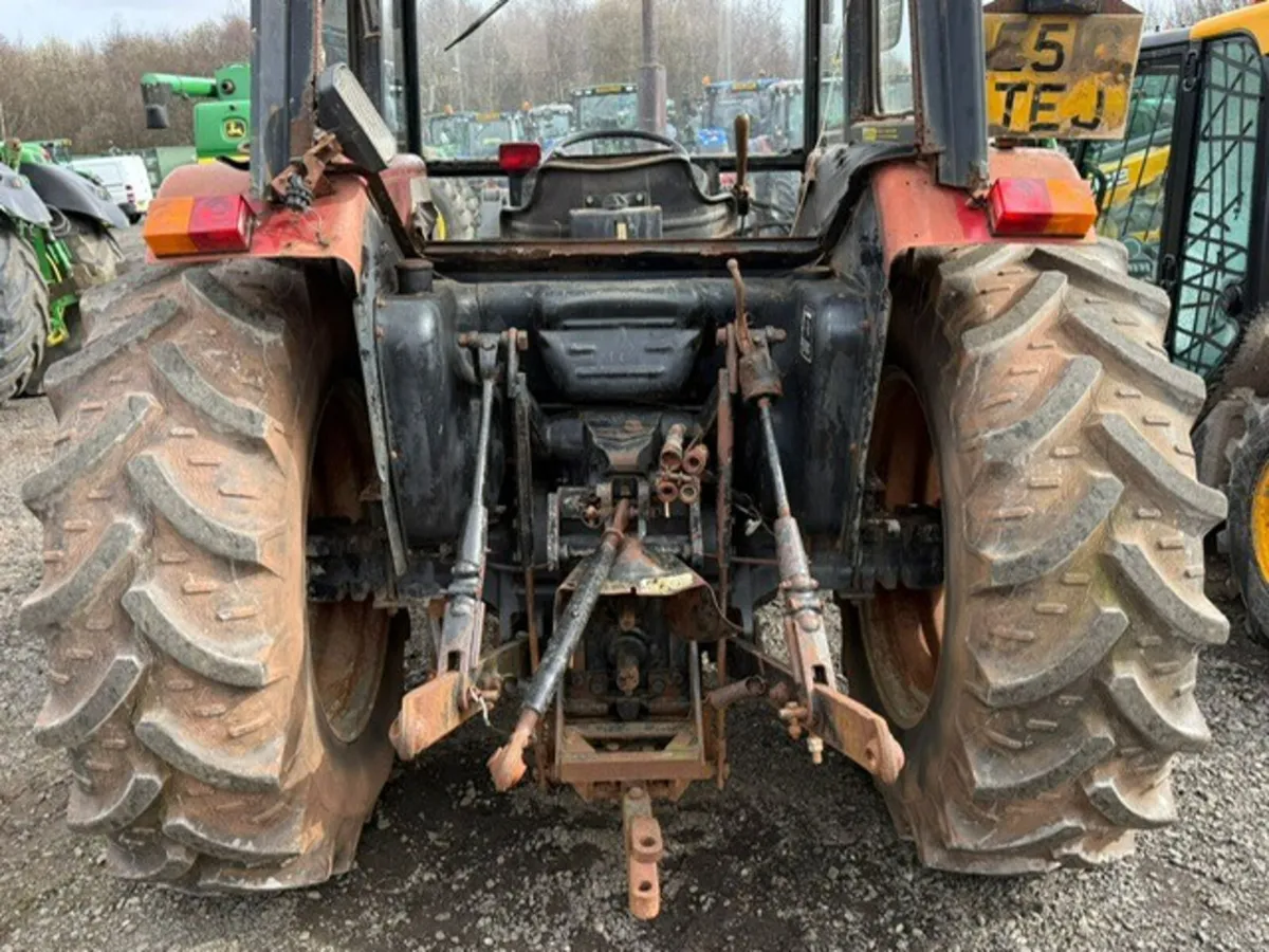 CASE 585 4WD + TRIMA LOADER - Image 4