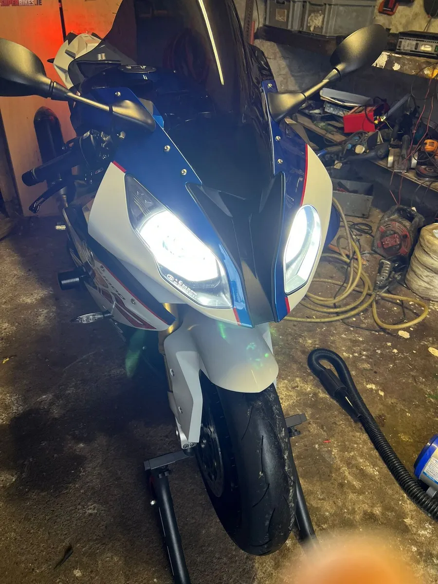 BMW S1000RR - Image 3