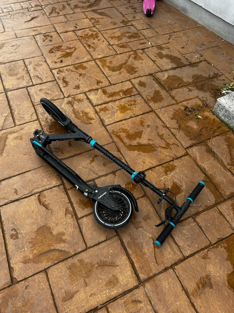 Scooter - Image 4
