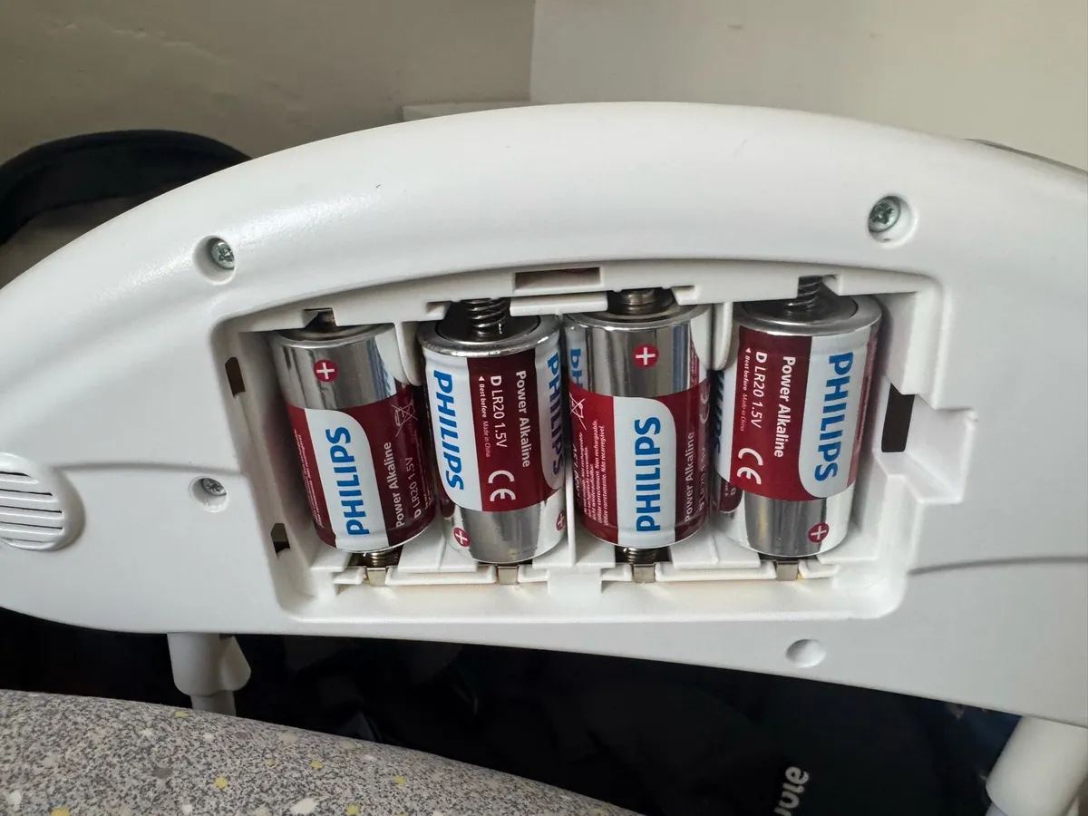 Graco baby swing chair - Image 2