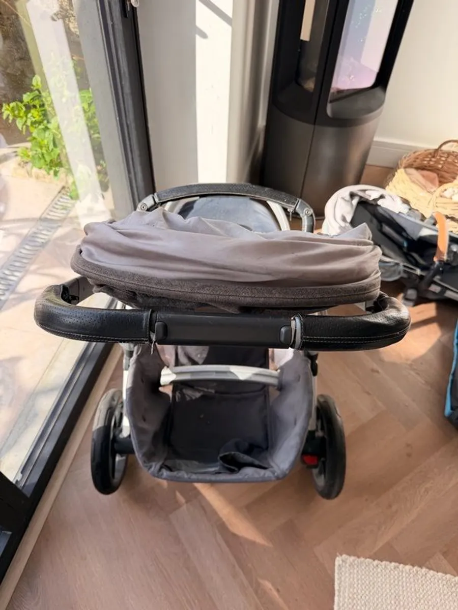 UPPAbaby Vista V1 - Image 4