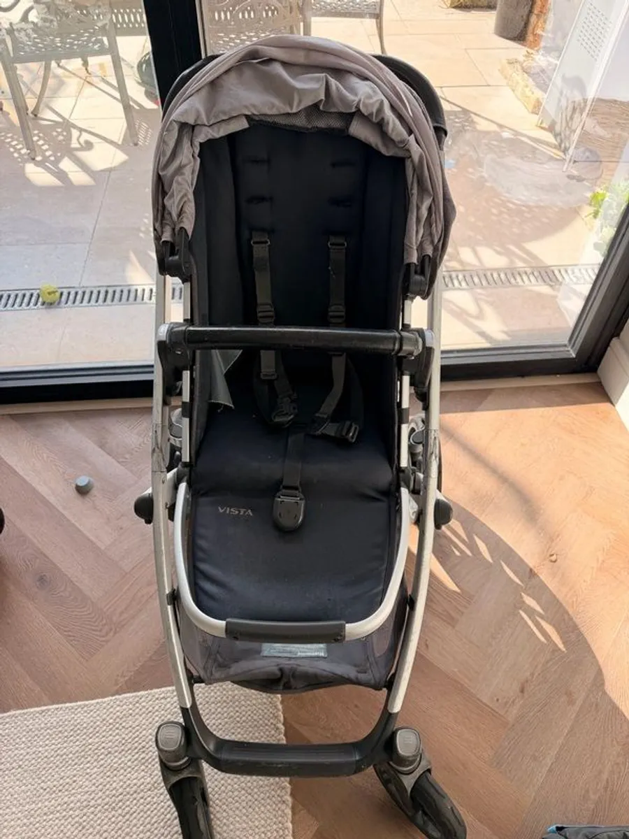 UPPAbaby Vista V1 - Image 1