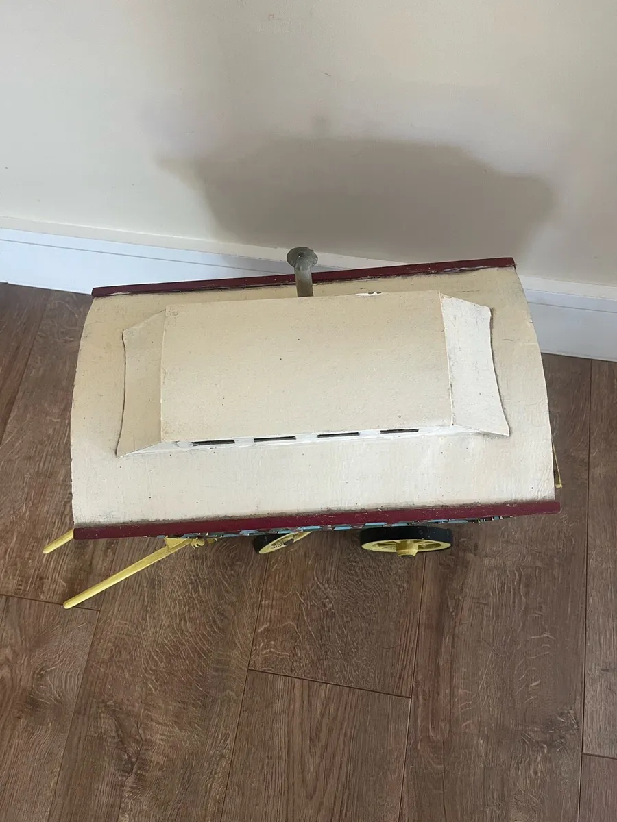 Vintage Irish Model Wagon - Image 4