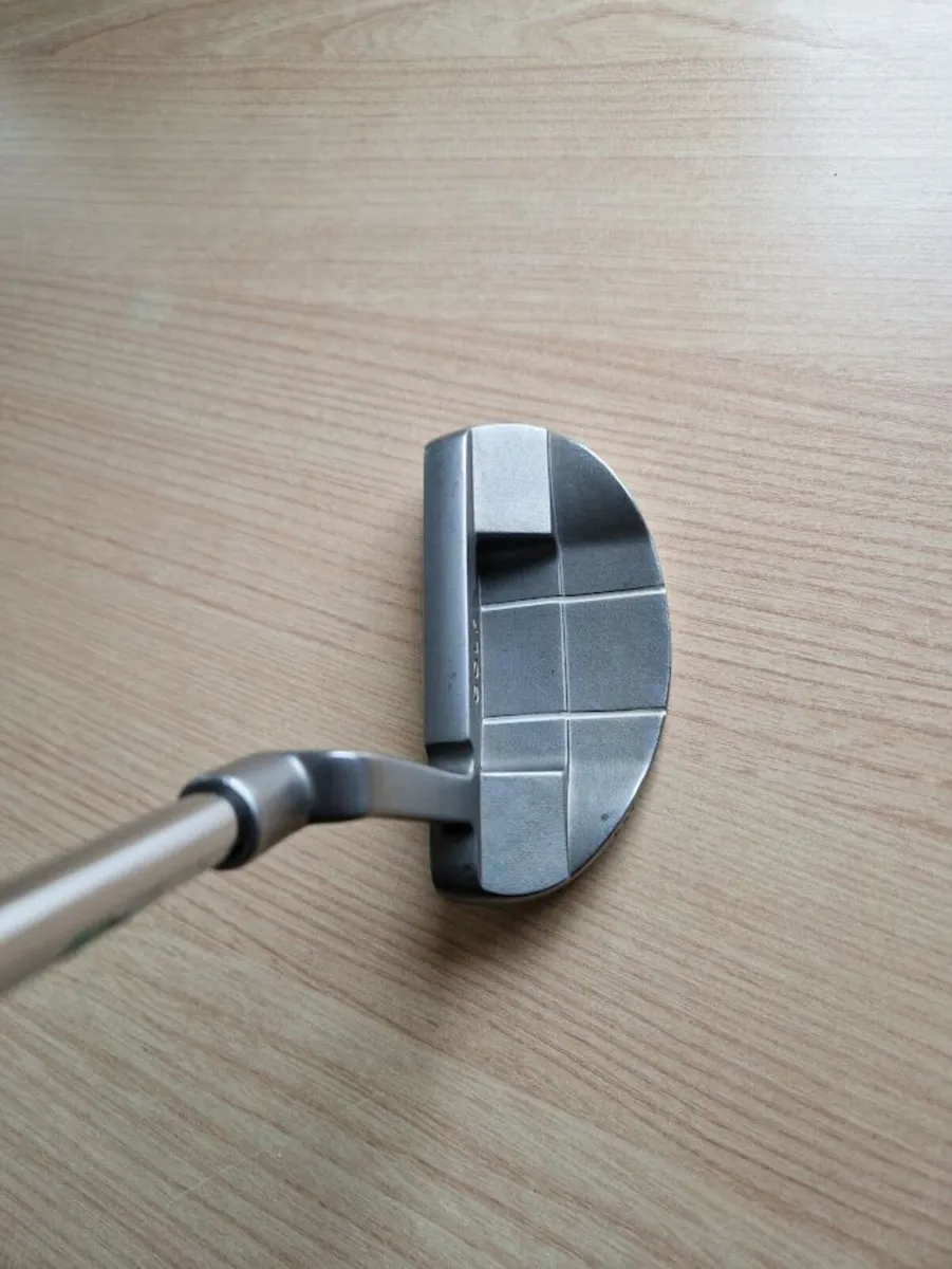 Cleveland Classic Collection Putter - Image 2