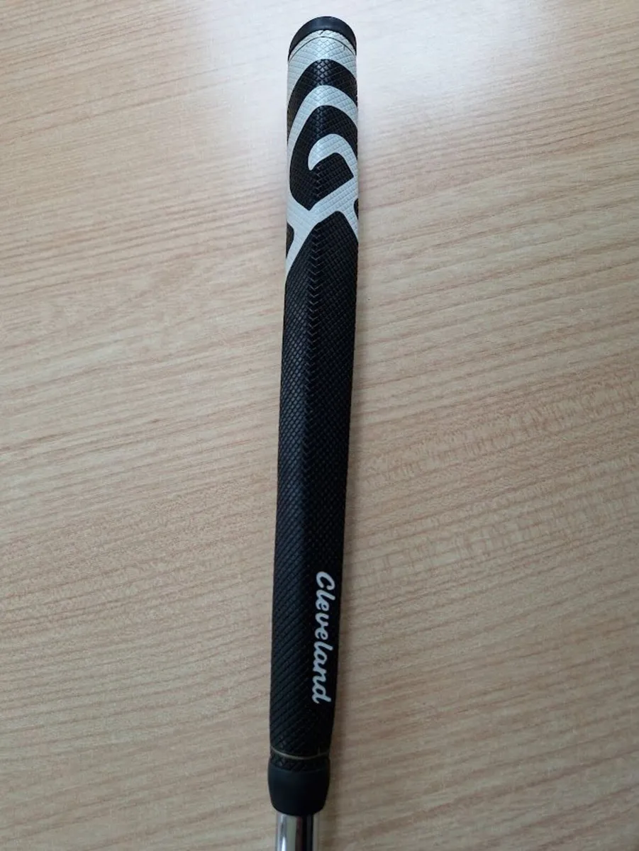 Cleveland Classic Collection Putter - Image 4