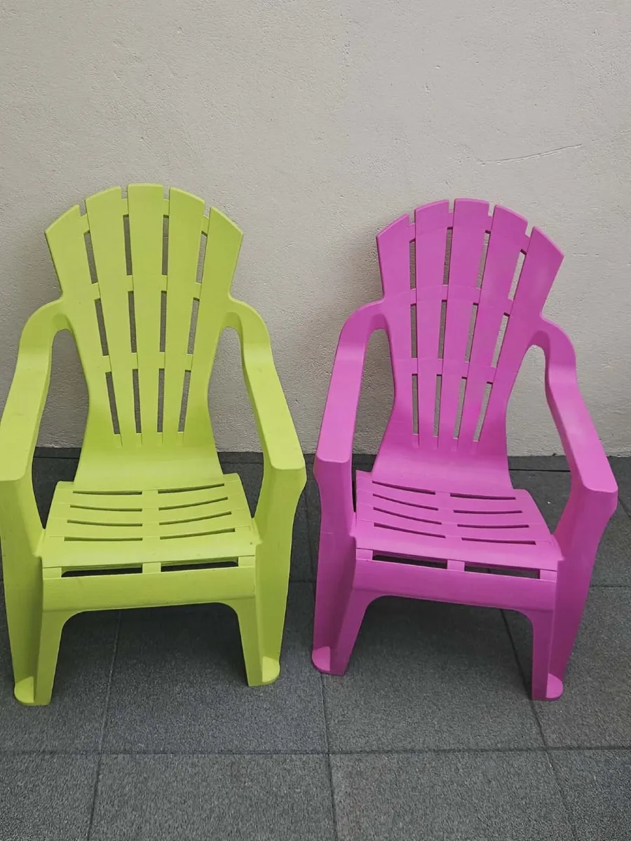 2 garden chairs - Image 1