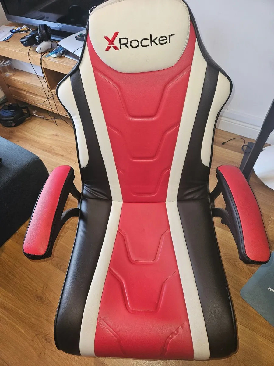 Gaming chair - Image 1