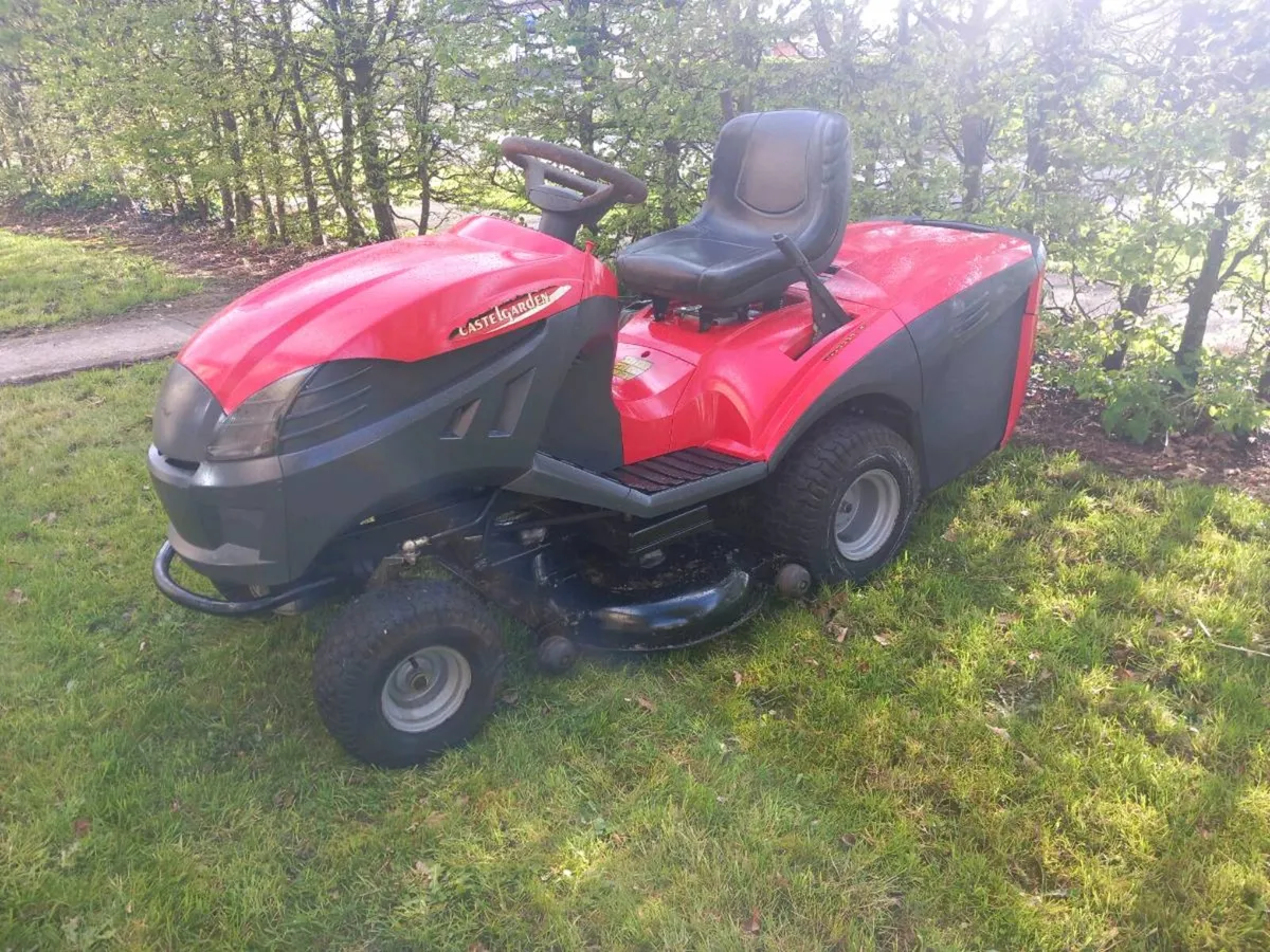 Ride on lawnmower - Image 2
