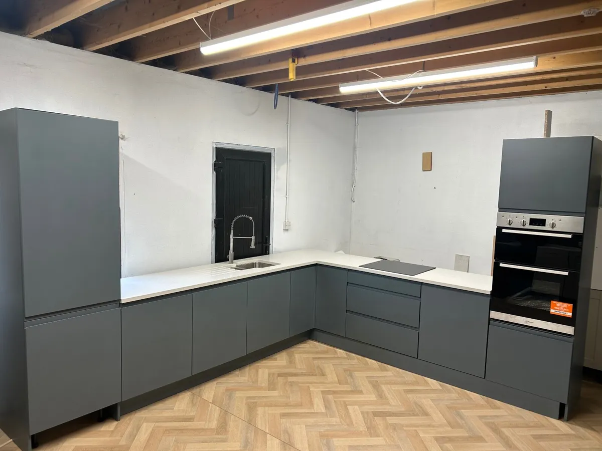 Ex display kitchen - Image 4