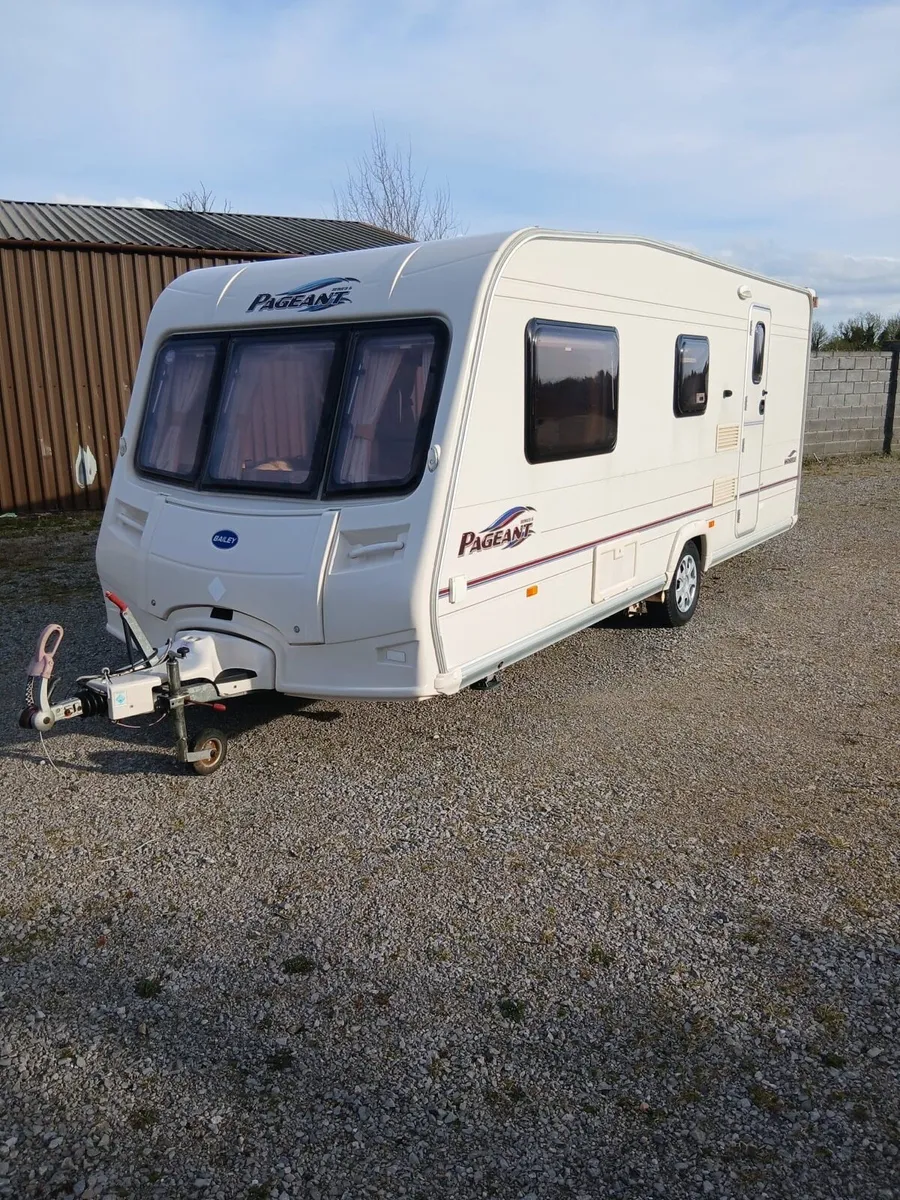 FOR SALE FANTASTIC 4 BERTH BAILEY PAGEANT. - Image 1
