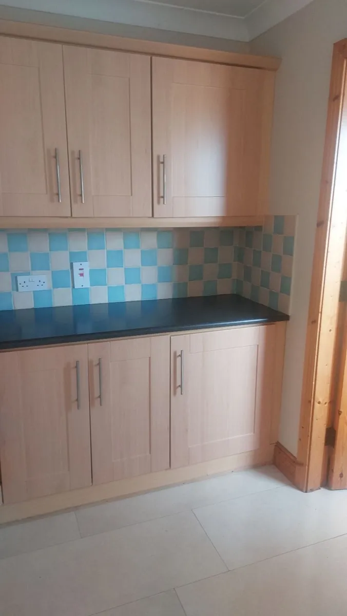 Used Kitchen Units - Image 2