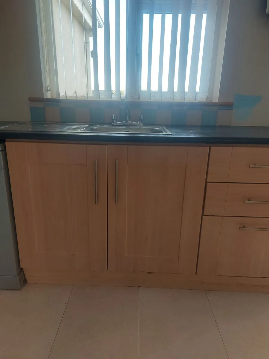 Used Kitchen Units - Image 3