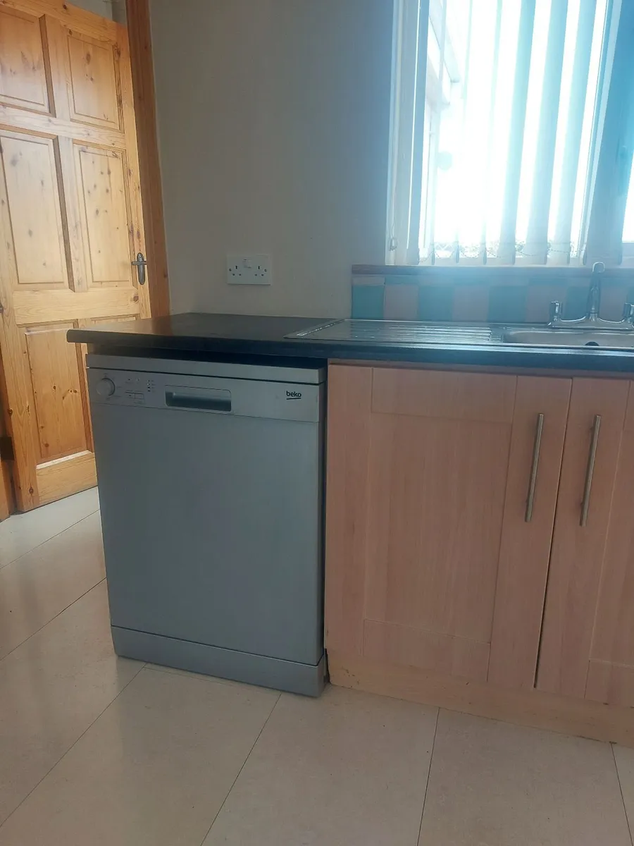 Used Kitchen Units - Image 4