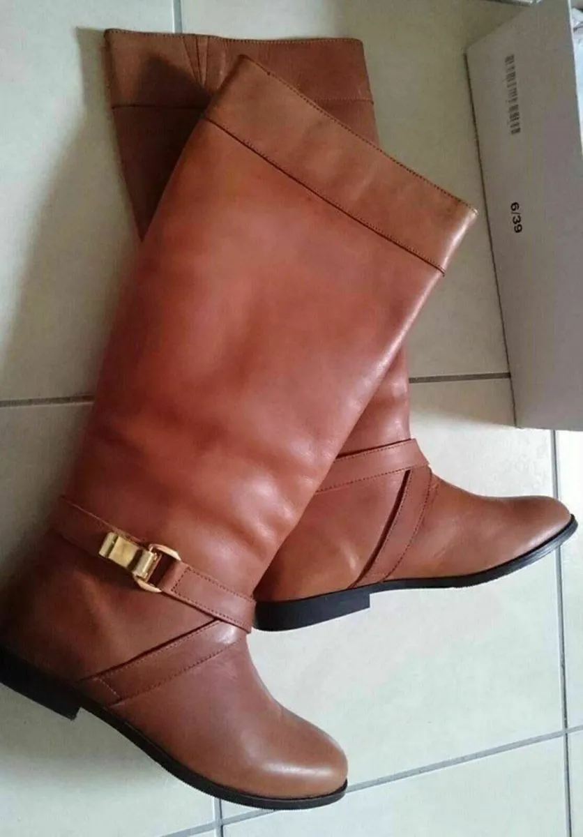 New brown leather boots size 6 (39) - Image 1