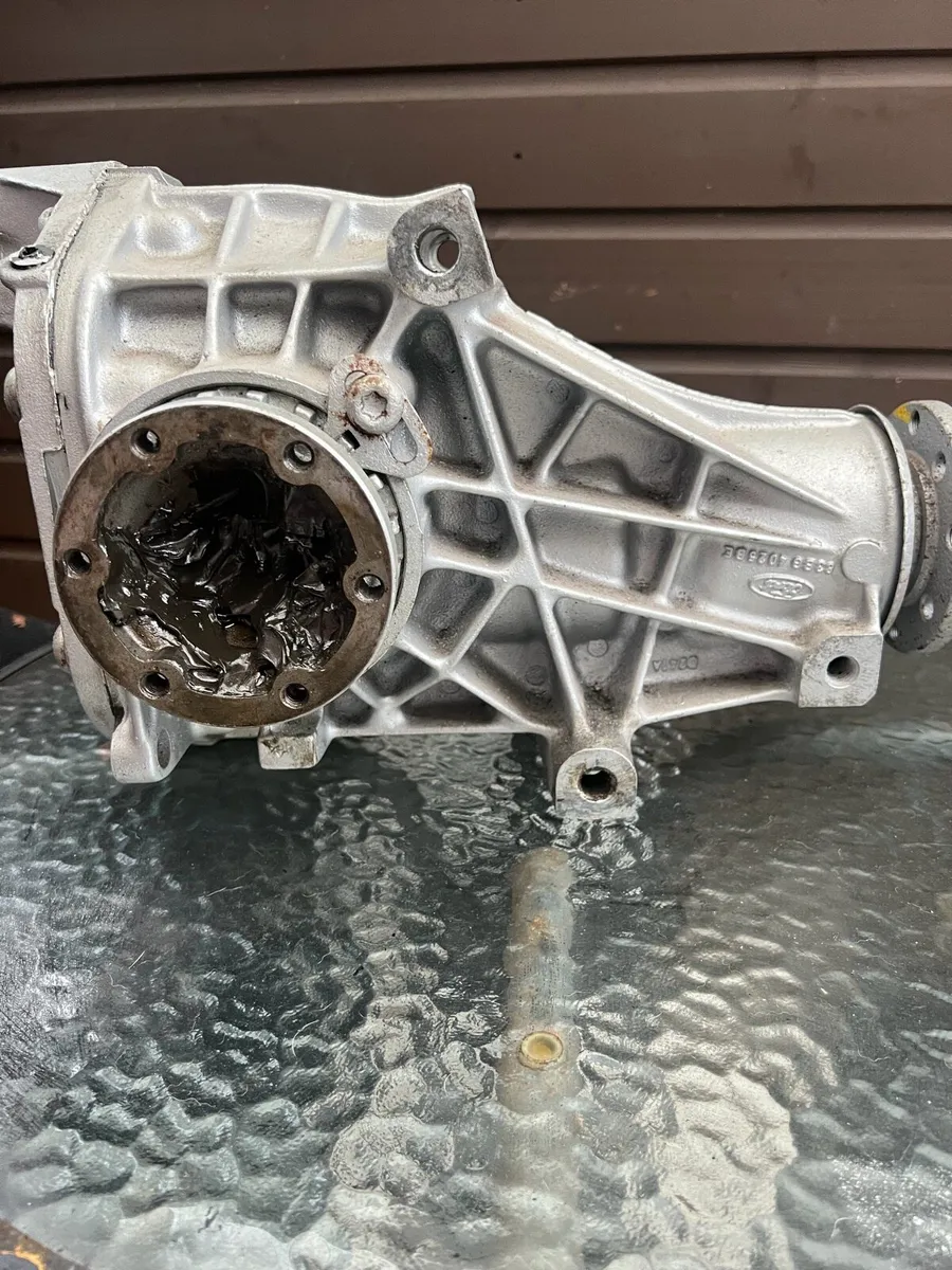 Ford Sierra parts - Image 3