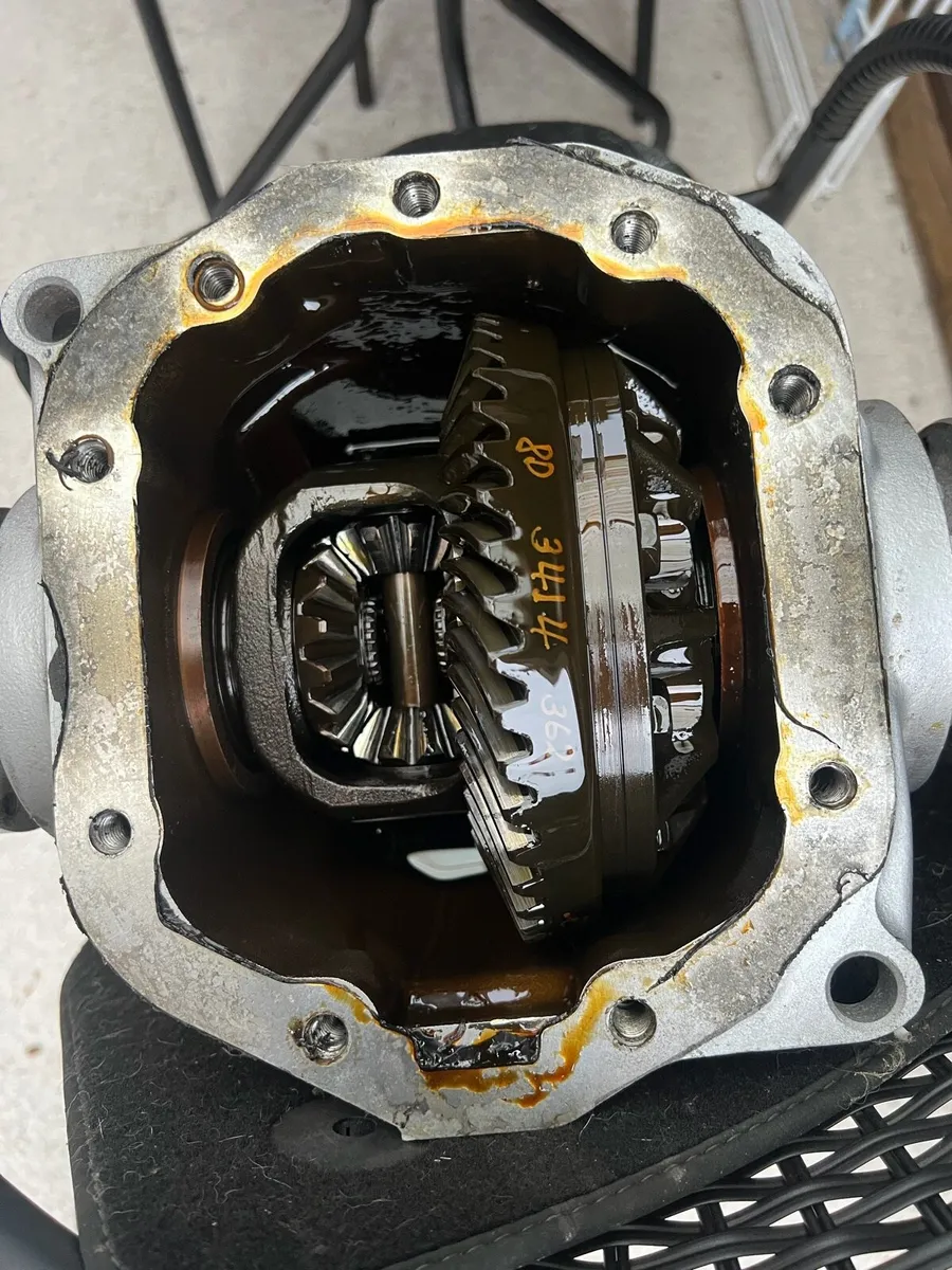 Ford Sierra parts - Image 4