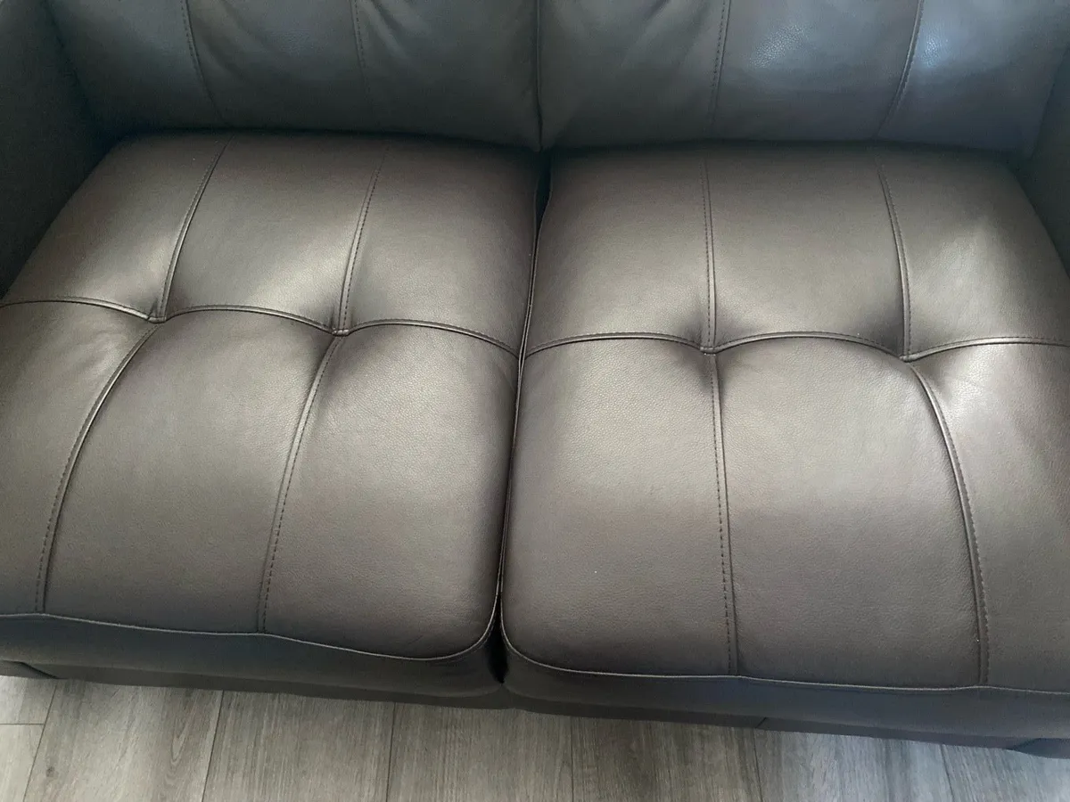 Couch - Image 2