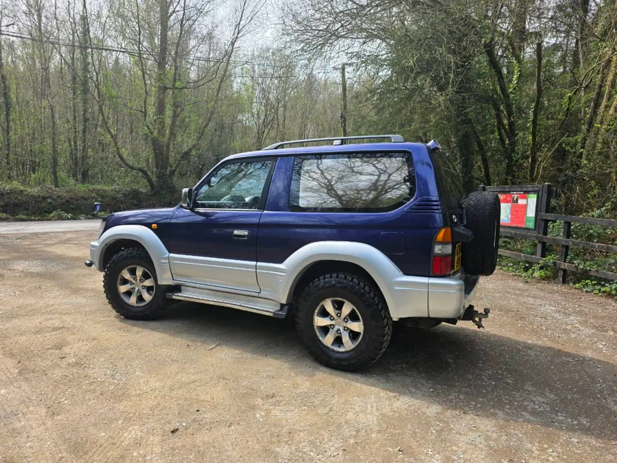 TOYOTA LANDCRUISER PRADO SWB - Image 3