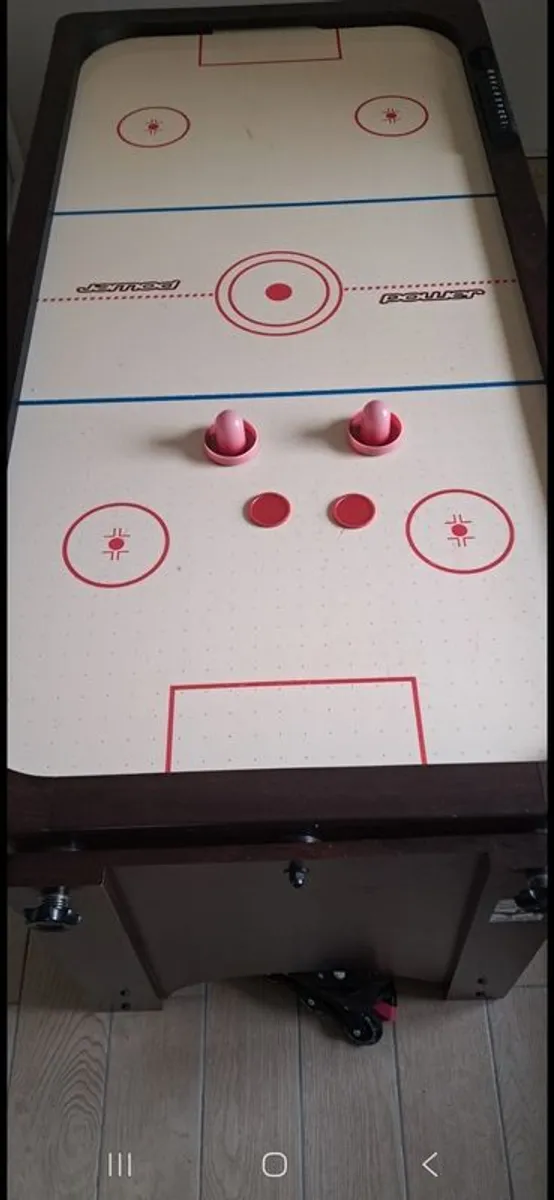 2 in 1 Air Hockey & Pool Combo Table. 5 feet by 2.5 feet - Image 3
