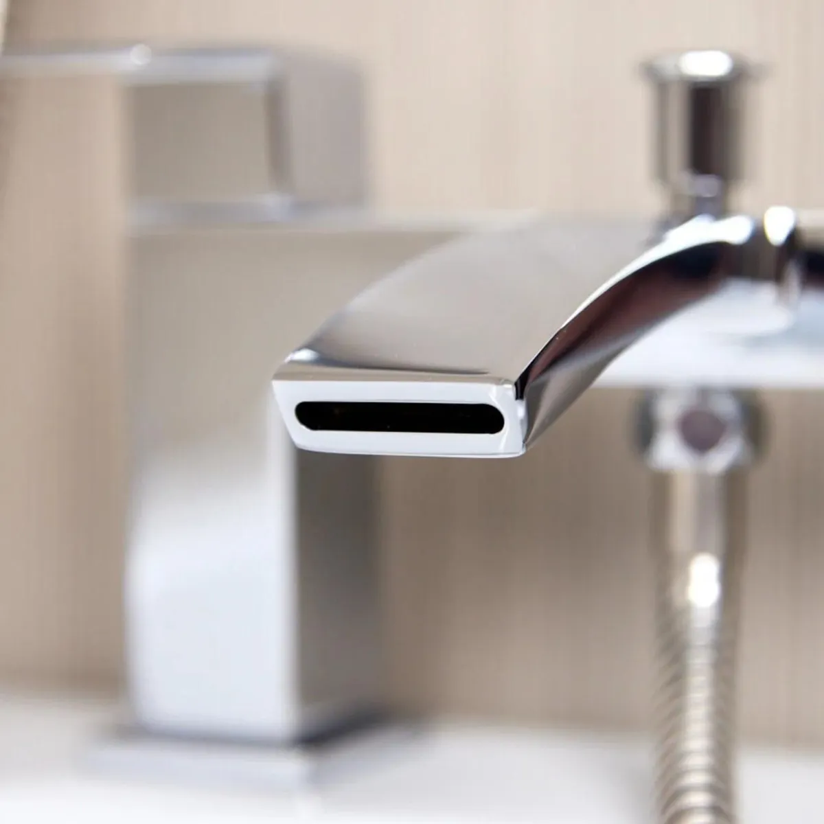 Waterfall Bath Shower Mixer Tap & Shower Kit - Image 4