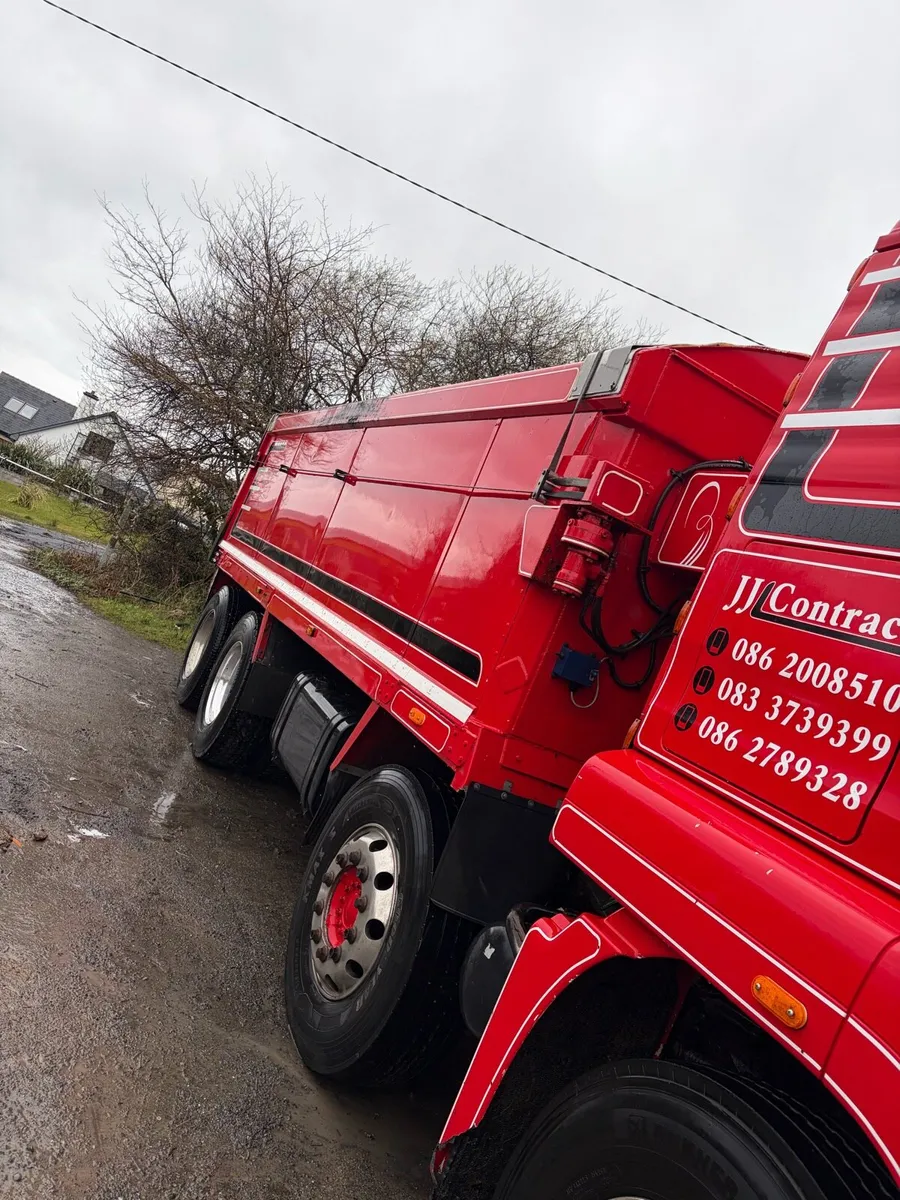 Man 32 400 8 wheel tipper tar spec - Image 3