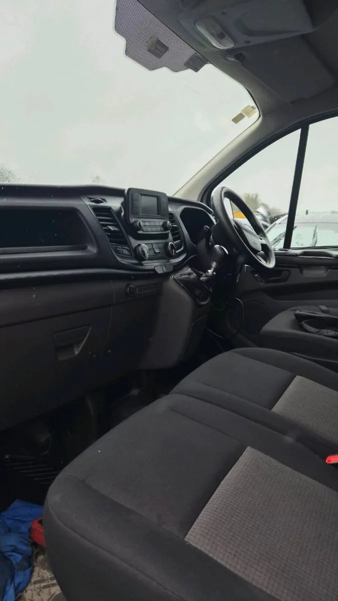 211 ford transit custom new doe - Image 4